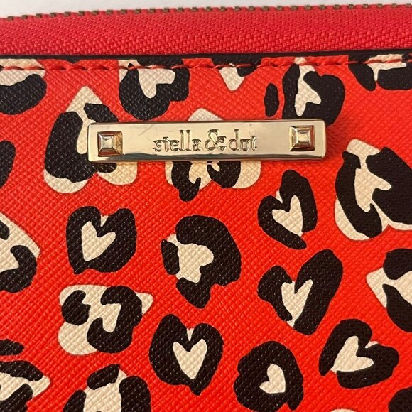 Stella & Dot Wild Hearts Tech Clutch Red Gold Zipper Wallet Abstract Zip Around - Picture 2 of 11